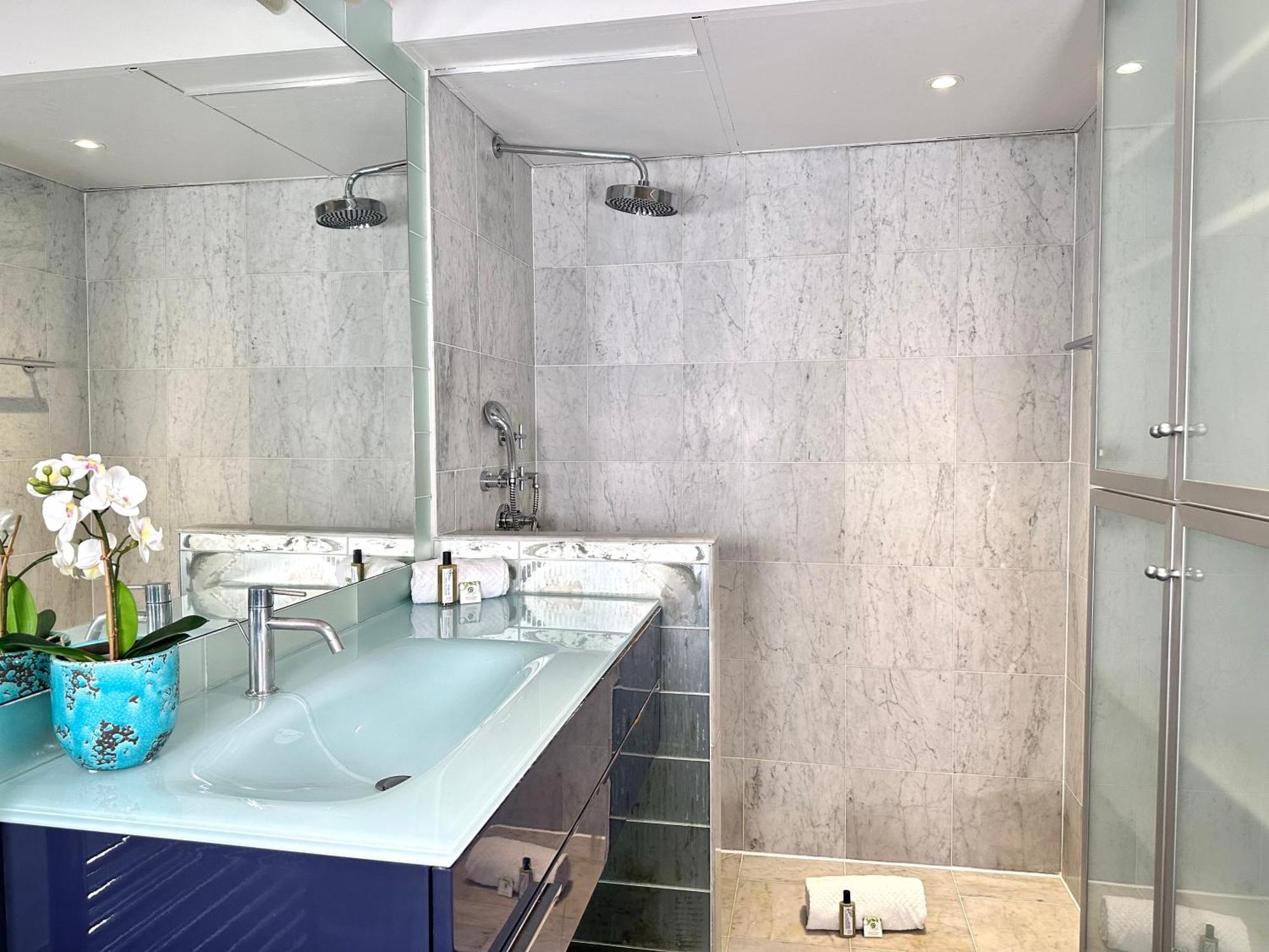 Saint Germain Des Prés - Deluxe Parisian Loft - 5492 Appartamento