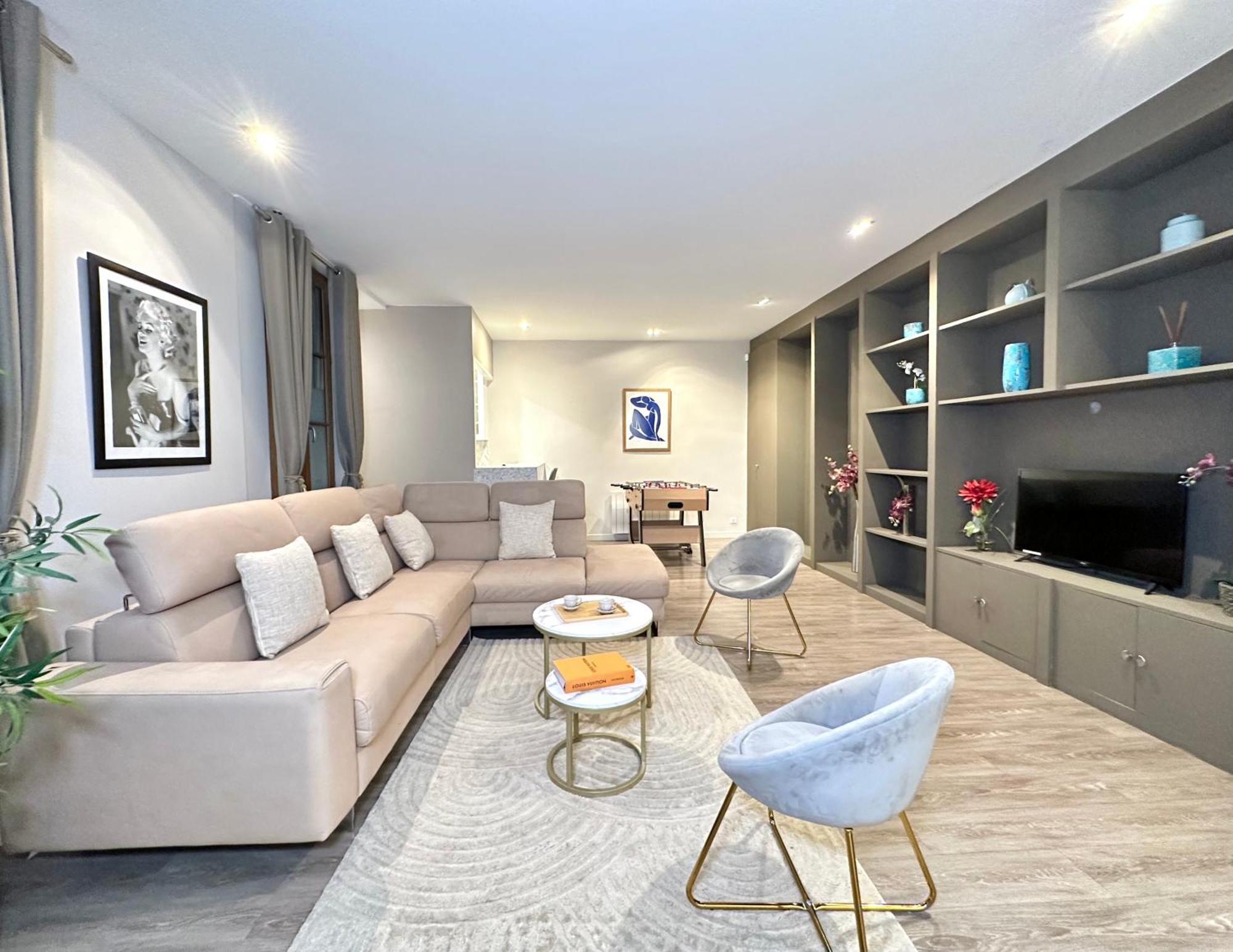 Saint Germain Des Prés - Deluxe Parisian Loft - 5492 Appartamento
