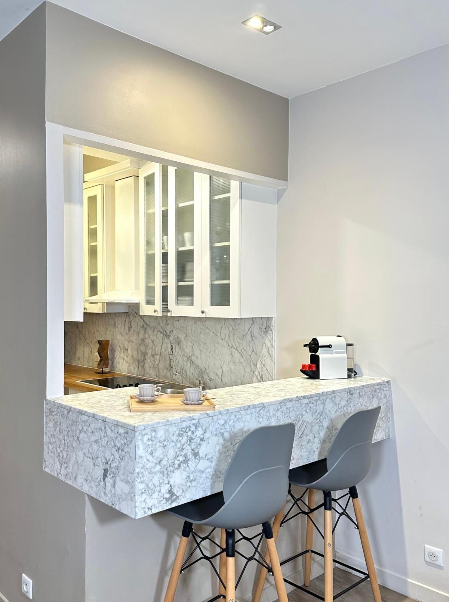 Saint Germain Des Prés - Deluxe Parisian Loft - 5492 Parigi