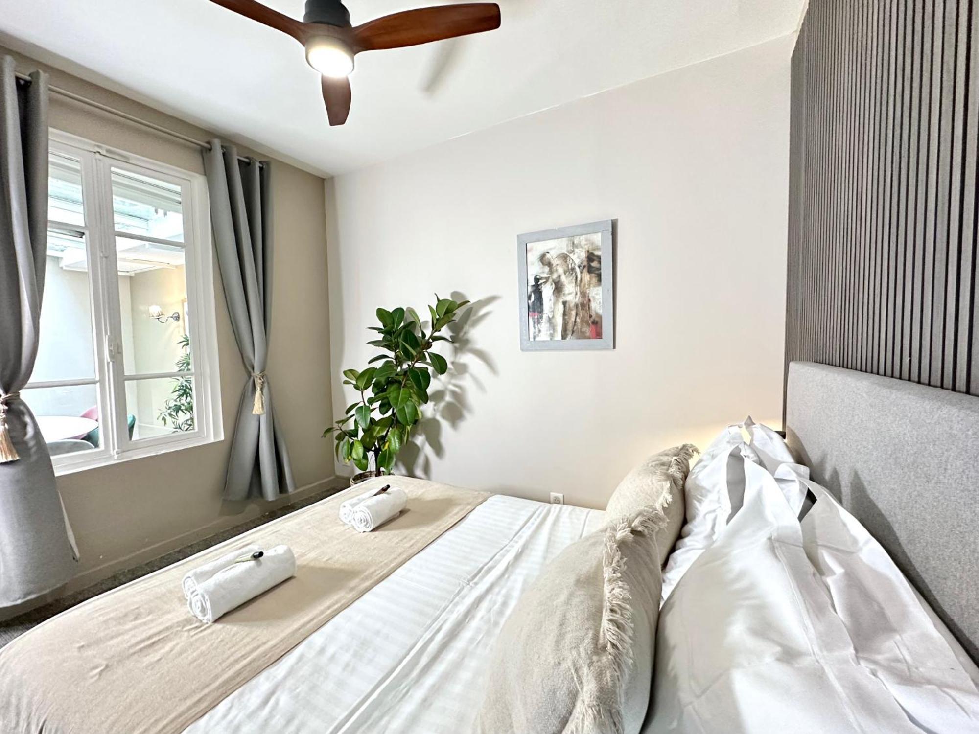 Saint Germain Des Prés - Deluxe Parisian Loft - 5492 Appartamento Parigi